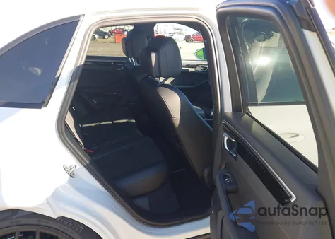 2021 Porsche Macan из США, поврежденный, VIN WP1AA2A59MLB08627